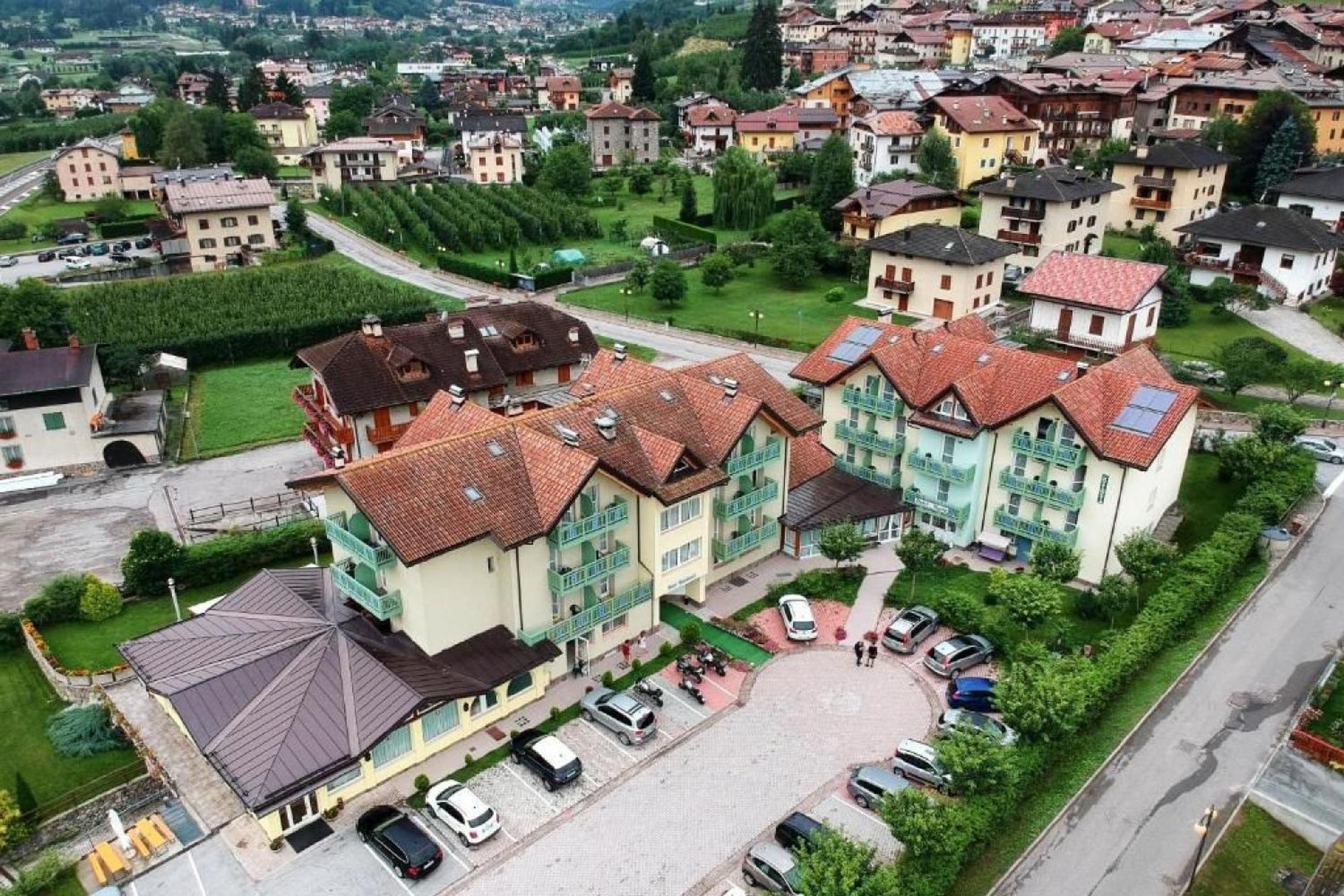 Hotel Garni Maria Monclassico Exteriör bild