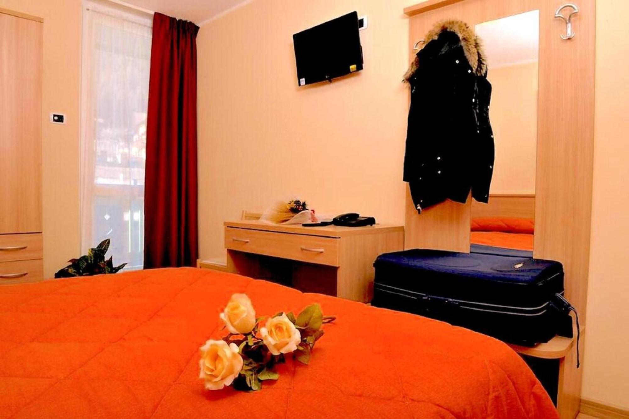 Hotel Garni Maria Monclassico Exteriör bild