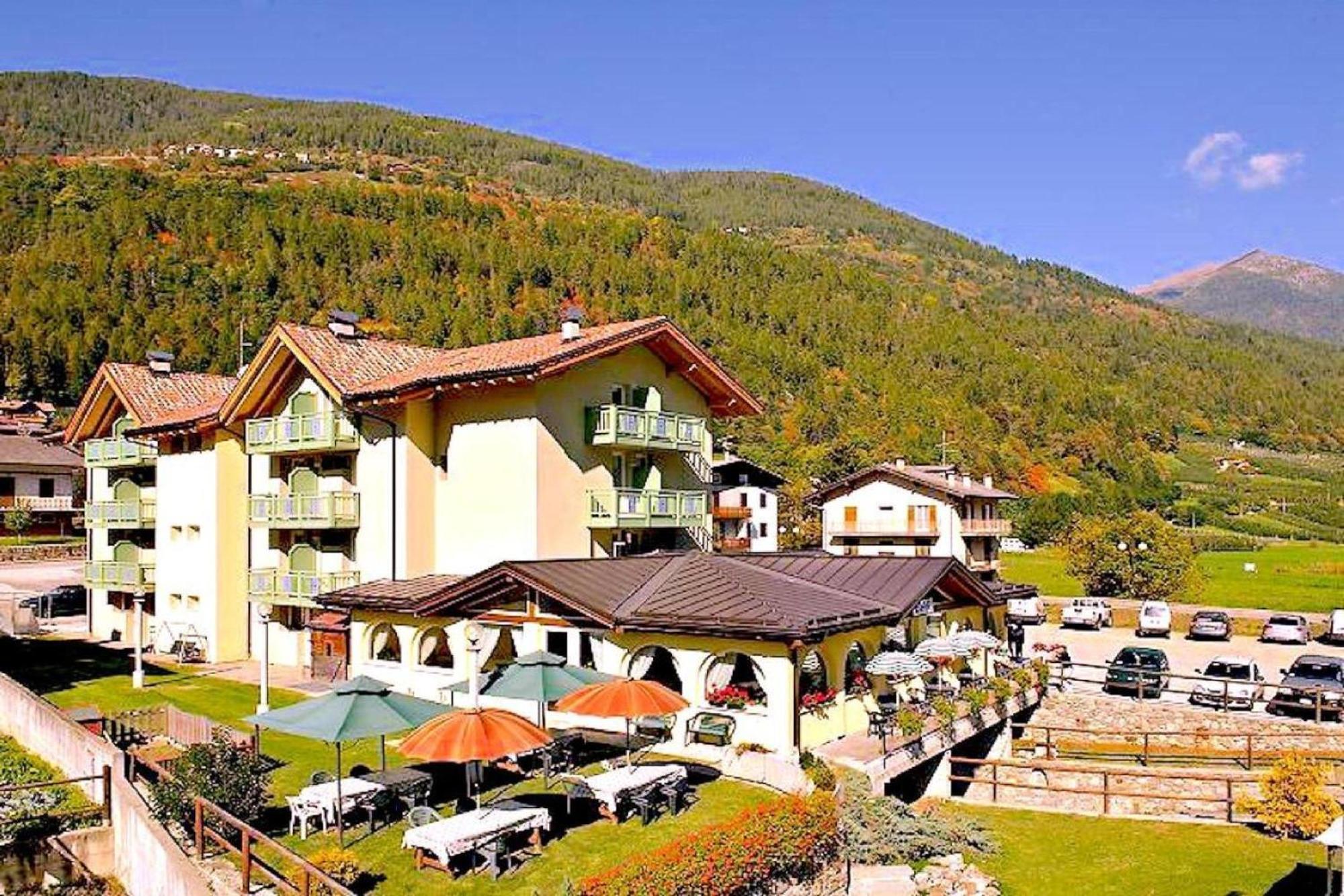 Hotel Garni Maria Monclassico Exteriör bild